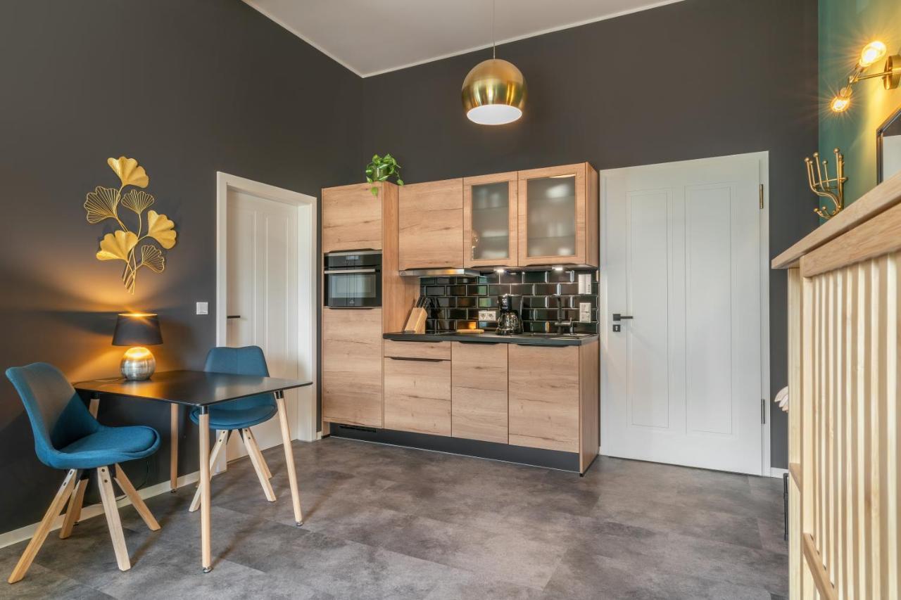 One Moment Boardinghouse - Apartment Tropic Porta Westfalica Exteriör bild
