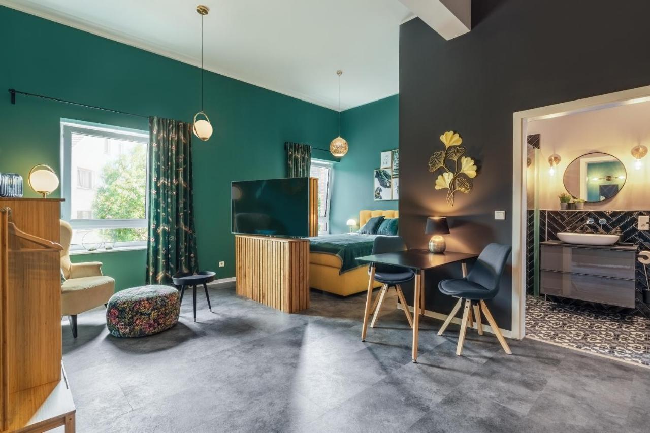 One Moment Boardinghouse - Apartment Tropic Porta Westfalica Exteriör bild